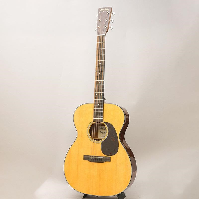 000-12E_Retro_Martin_Martin_03