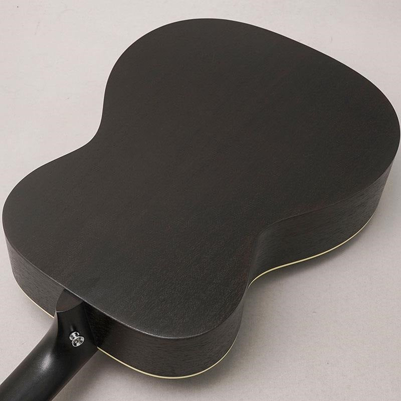 000-17E_Black_Smoke_Martin_Martin_06