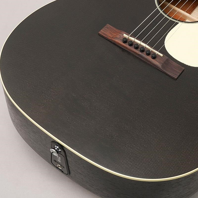 000-17E_Black_Smoke_Martin_Martin_08