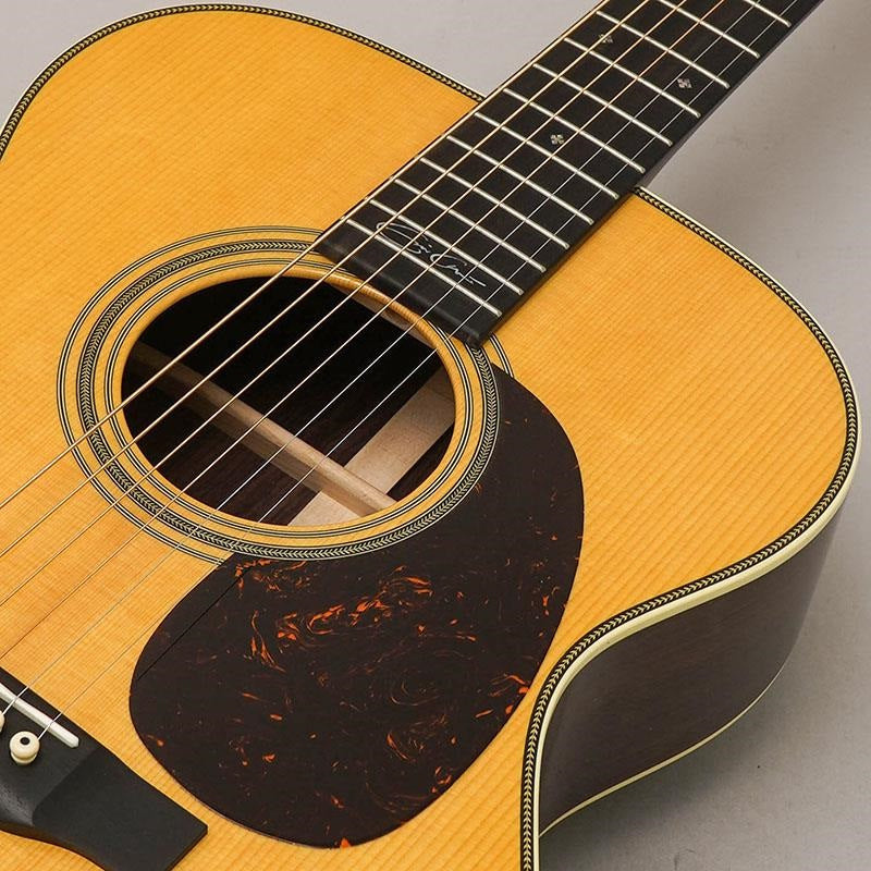 000-28EC_#26877_Martin_Martin_07