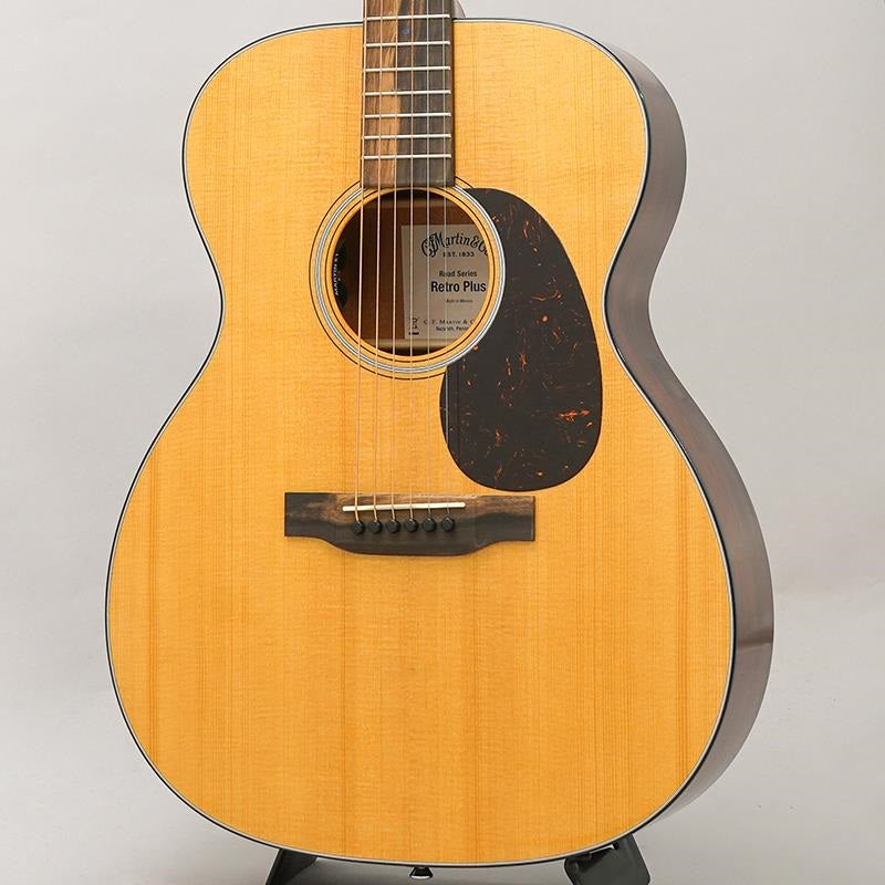 000E_Retro_Plus_Mahogany_Martin_Martin_01