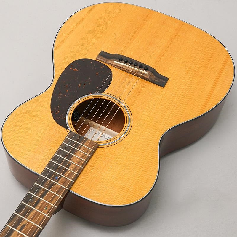 000E_Retro_Plus_Mahogany_Martin_Martin_05