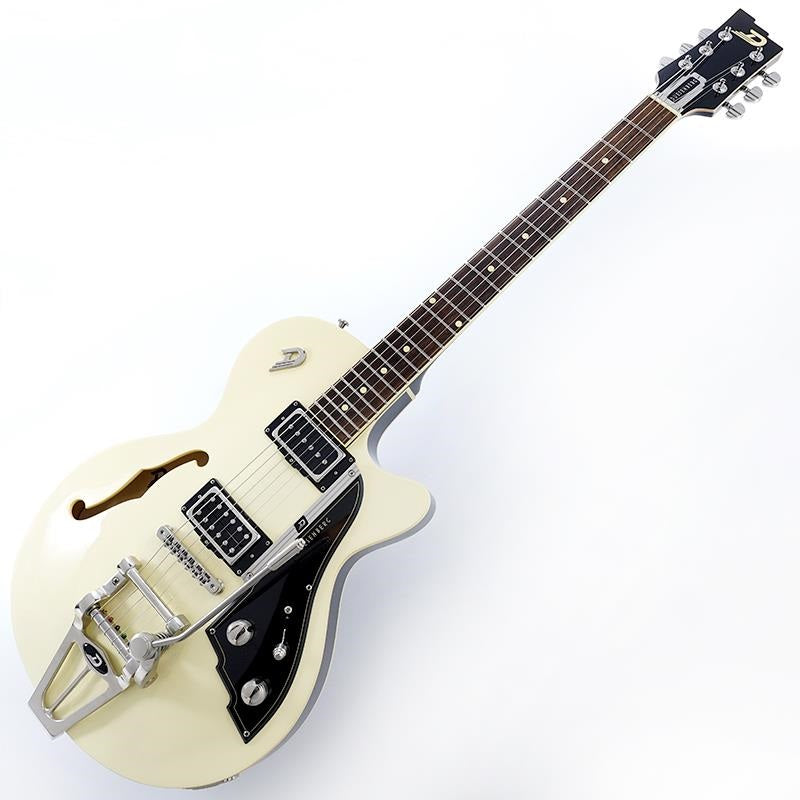 DTV-VW_Starplayer_TV_(Vintage_White)_02