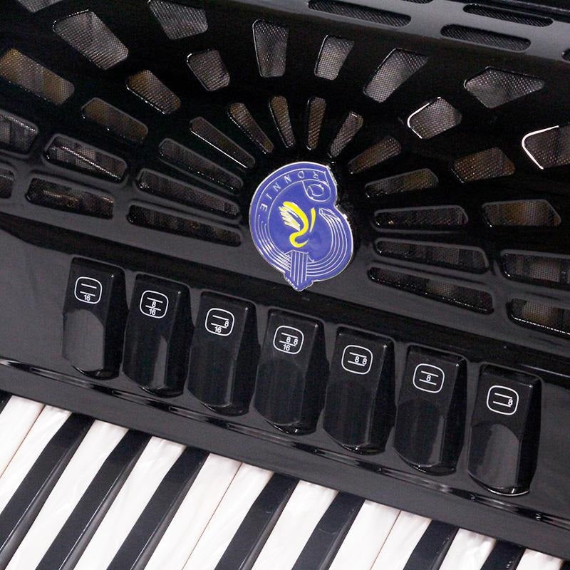 Jubilate96_BK_(Japanese_domestic_specifications),_37_keys,_96_bass,_MML_3-row_set,_piano_style,_Ronnie_Black,_Italian_parts_used,_accordion_03