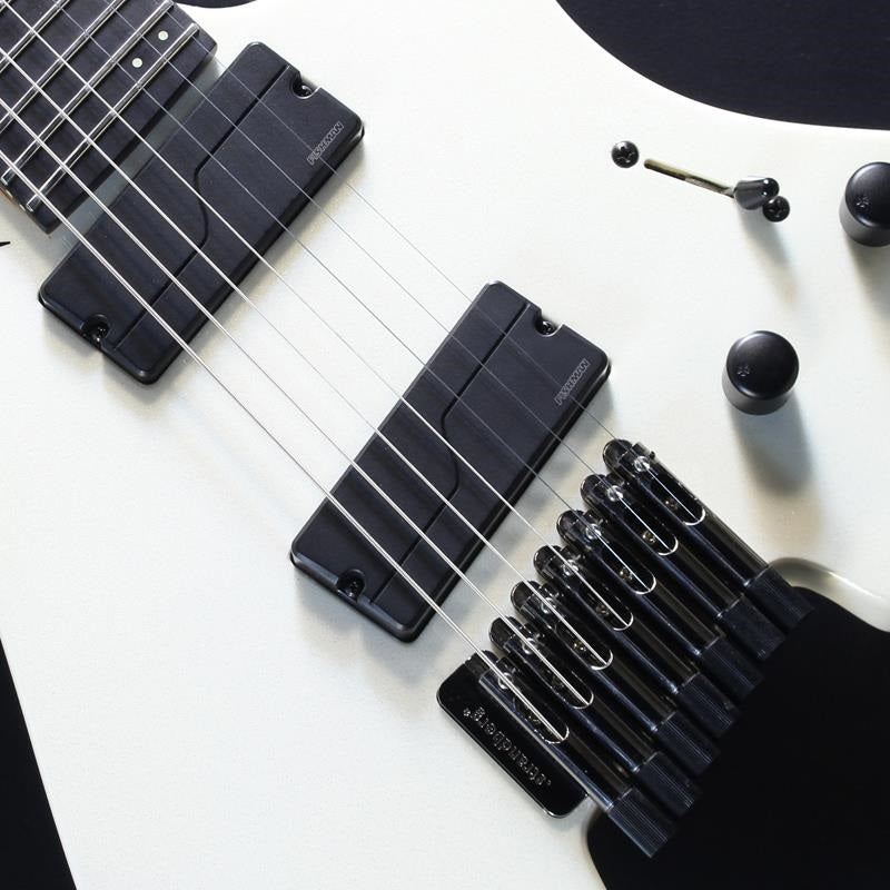 USED_Boden_Metal_7_(White_Pearl)_04