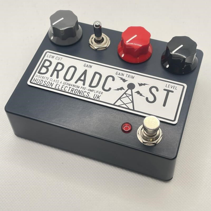 USED_Used_Broadcast_01