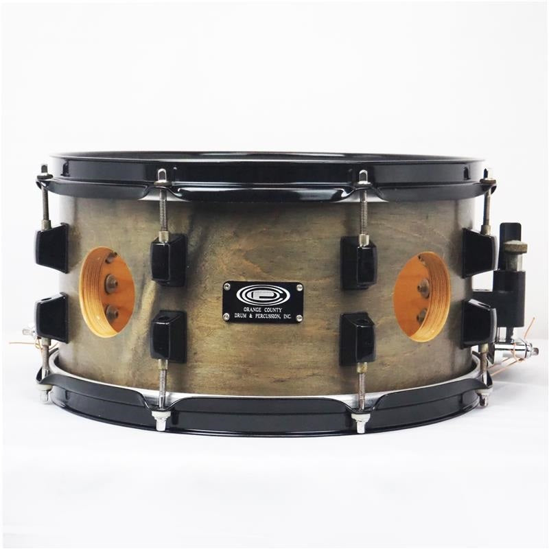 USED_Maple_30-Ply_3-Vent_Hole_Snare_Drum_13x7_01