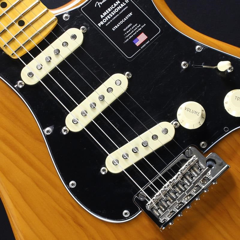 USED_American_Professional_II_Stratocaster_(Roasted_Pine_Maple)_04