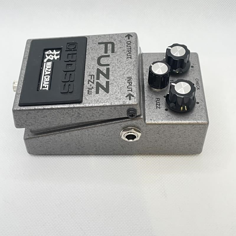 USED_Used_FZ-1W_03