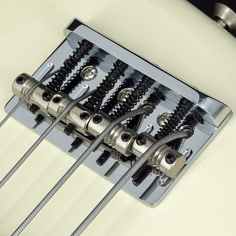USED_American_Professional_II_Jazz_Bass_FRETLESS_(Olympic_White_Rosewood)_09