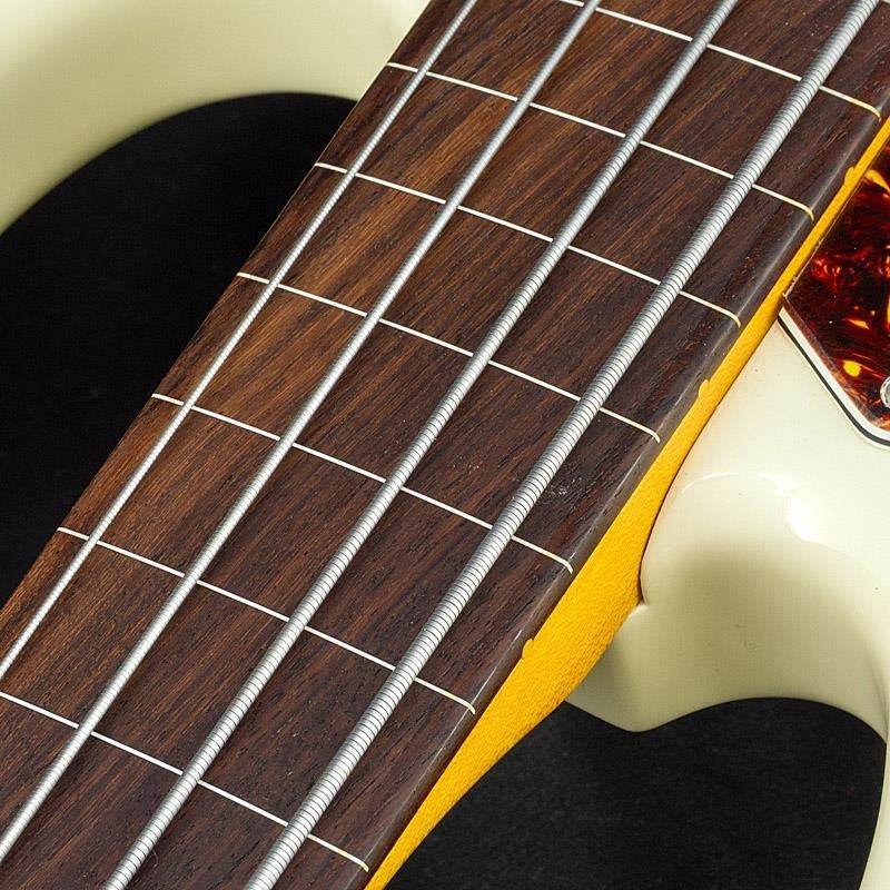 USED_American_Professional_II_Jazz_Bass_FRETLESS_(Olympic_White_Rosewood)_10