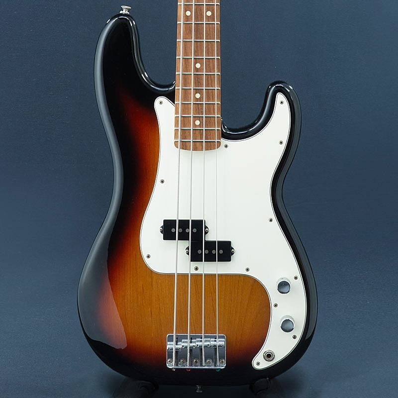 USED_Player_Precision_Bass_(3-Color_Sunburst_PF)_01