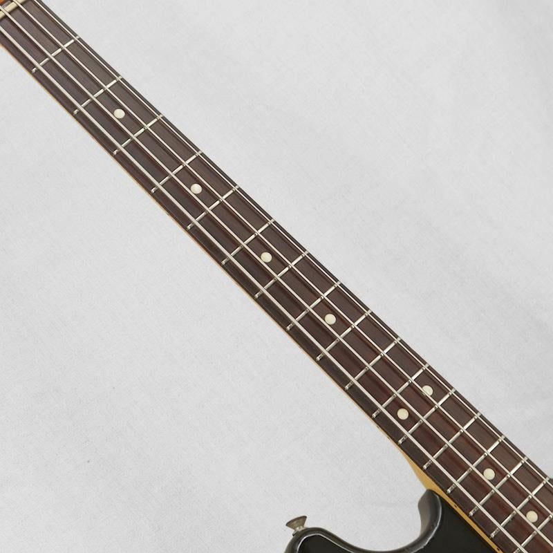VINTAGE_Musicmaster_Bass_'81_Black_R_09