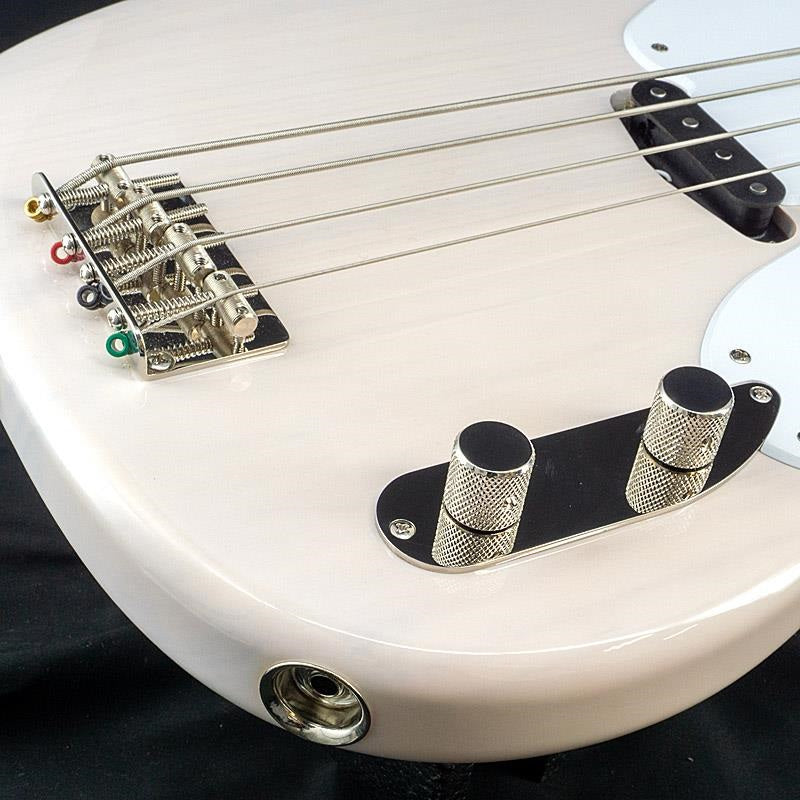USED_Classic_Vibe_'50s_Precision_Bass_(White_Blonde)_09