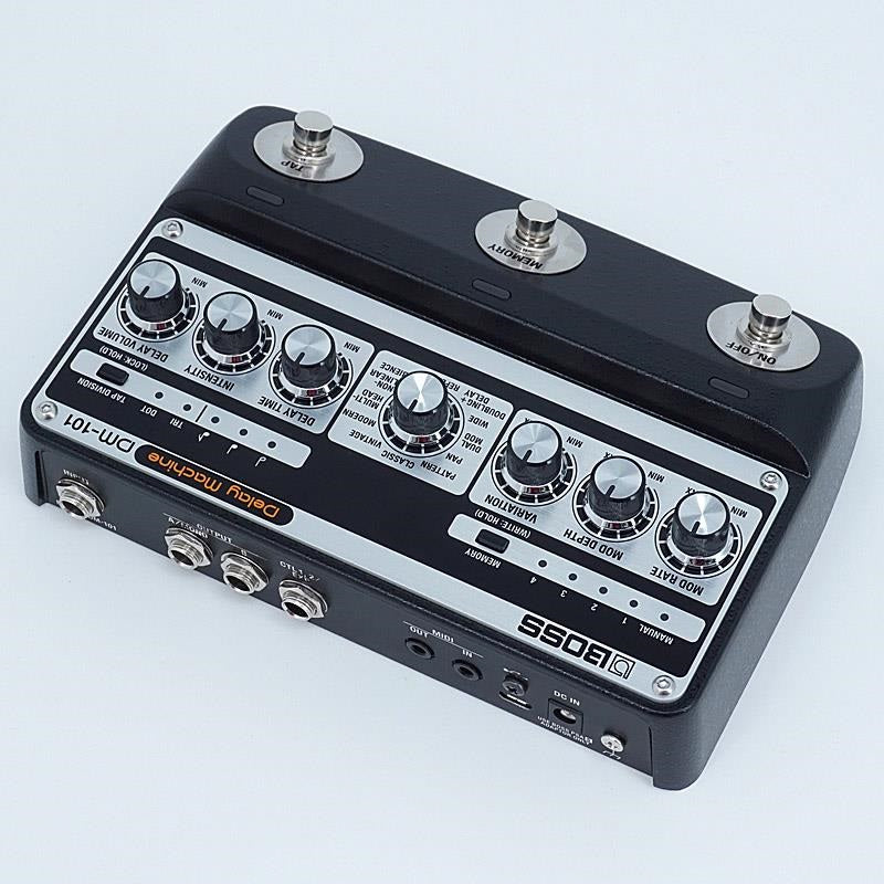 USED_DM-101_BOSS_02