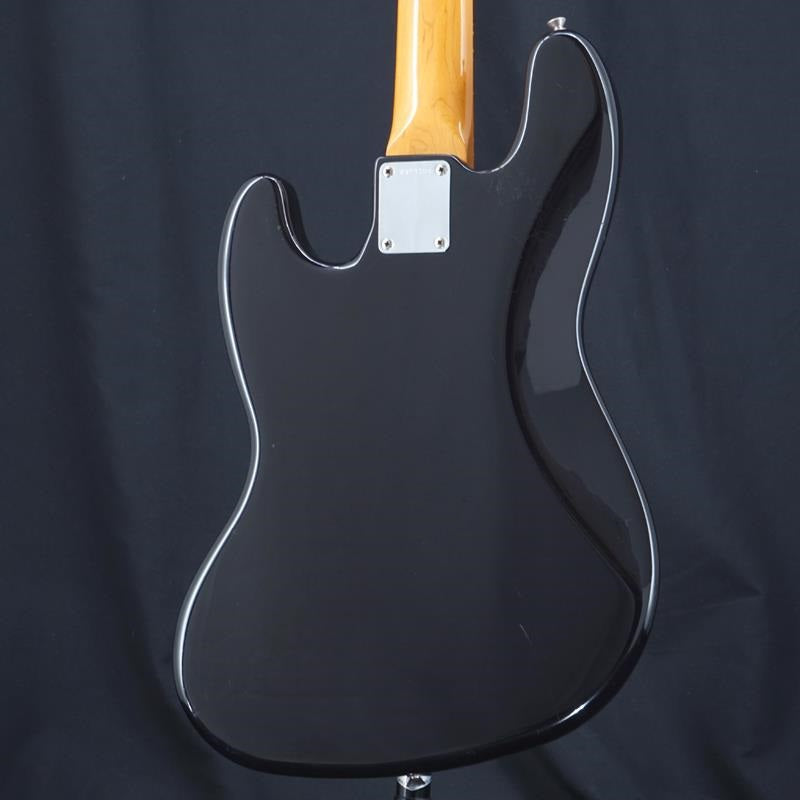 USED_American_Vintage_'62_Jazz_Bass_'96_(Black)_02