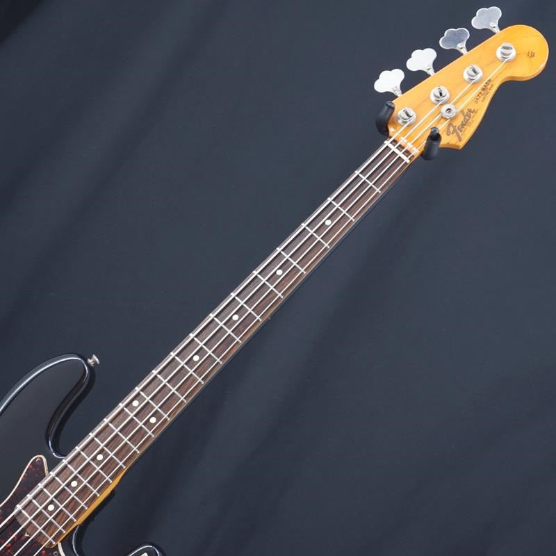 USED_American_Vintage_'62_Jazz_Bass_'96_(Black)_05
