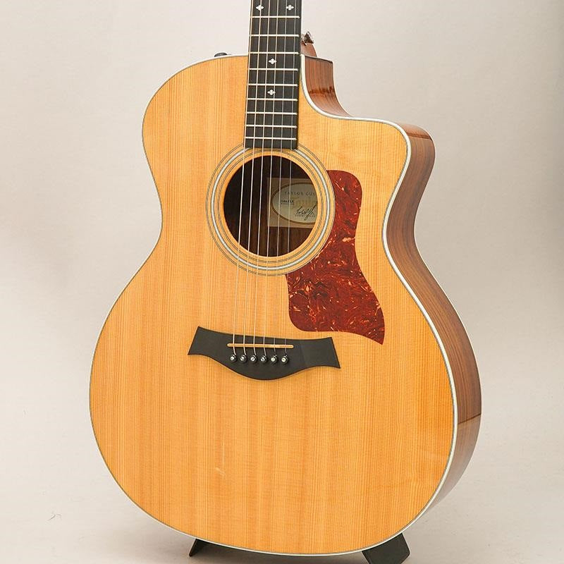 USED_214ce_DLX_'13_Taylor_01