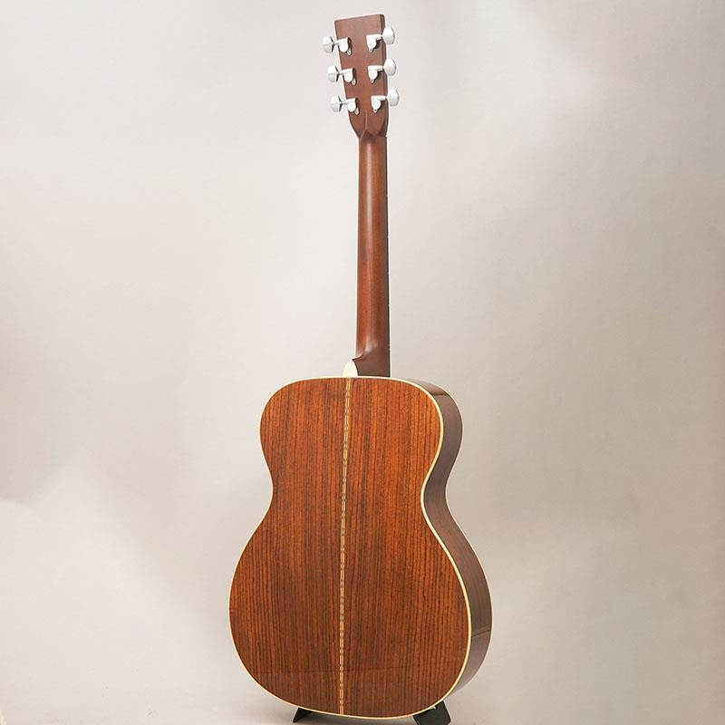 USED_000-28_'07_Martin_04