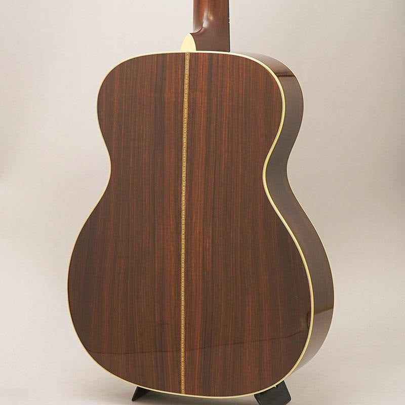USED_OM-28V_Martin_02
