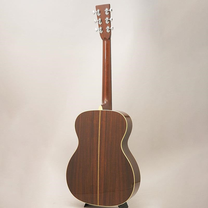 USED_OM-28V_Martin_04