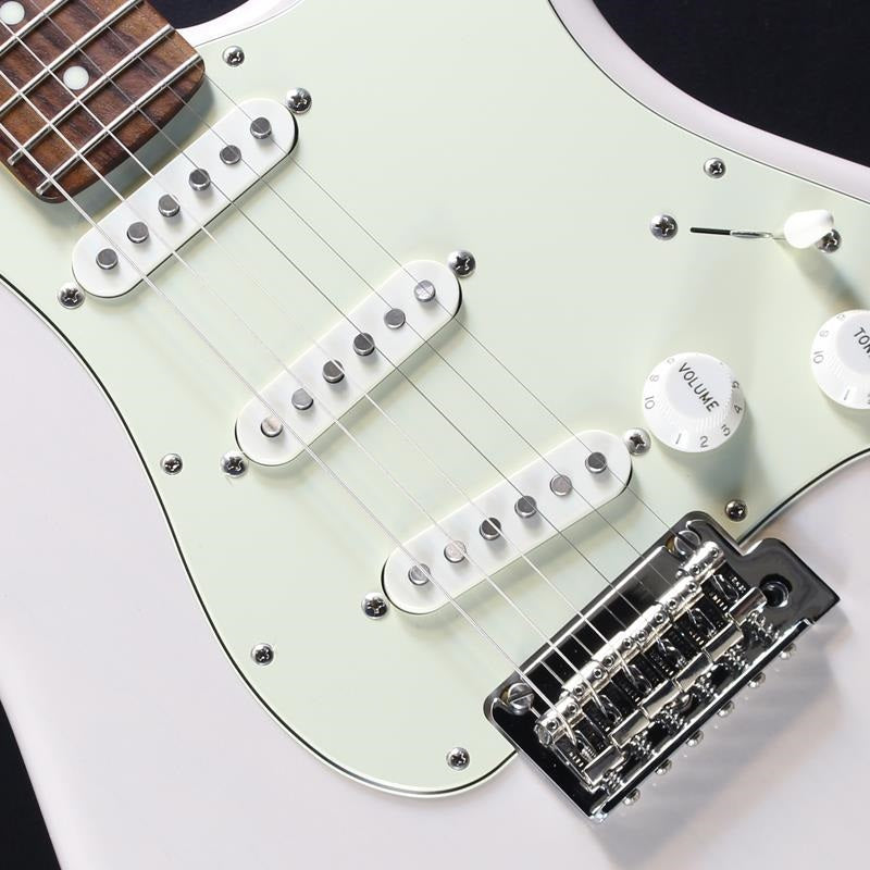 USED_Hybrid_II_Stratocaster_(US_Blonde_Rosewood)_04