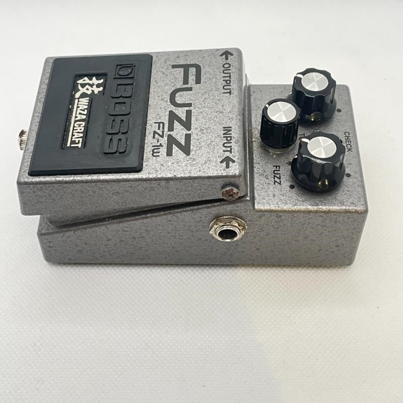 USED_Used_FZ-1W_03