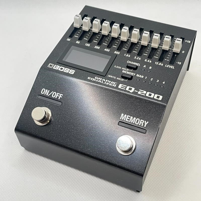 USED_EQ-200_01