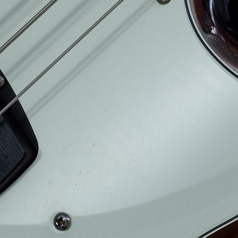 USED_American_Elite_Dimension_Bass_V_HH_(Violin_Burst)_09