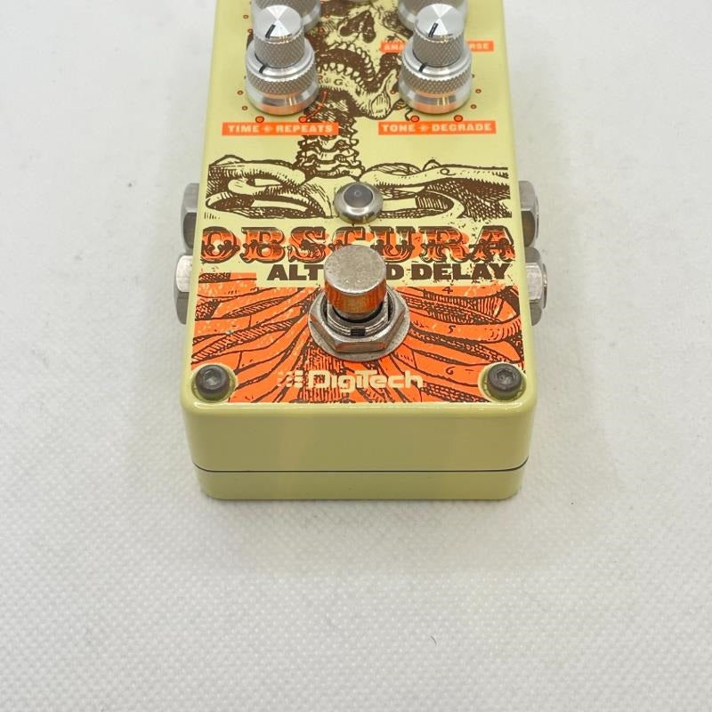 USED_(Used)_Obscura_06