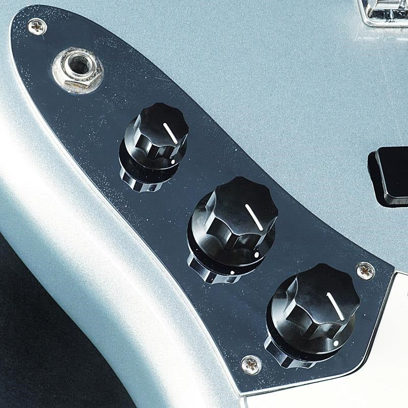 USED_Player_Jazz_Bass_(Silver_Pau_Ferro)_11