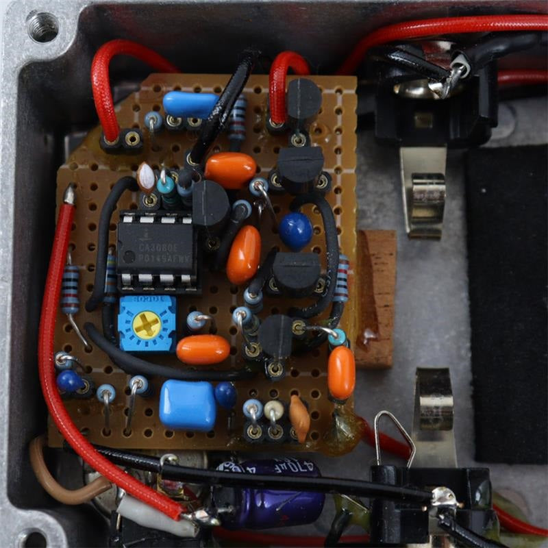 USED_Compressor_(Handmade_Effects_JAM)_03