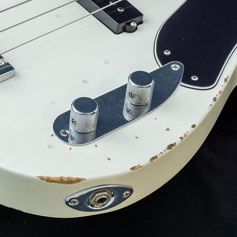 USED_Mike_Dirnt_Road_Worn_Precision_Bass_(White_Blonde)_09