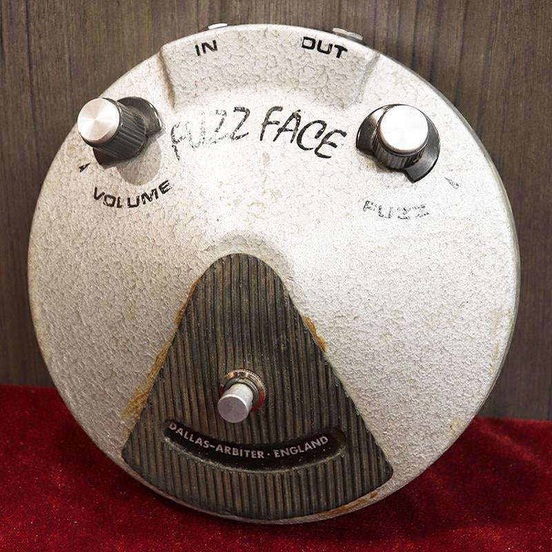 VINTAGE_Fuzz_Face_'68_Gray_Silver_01