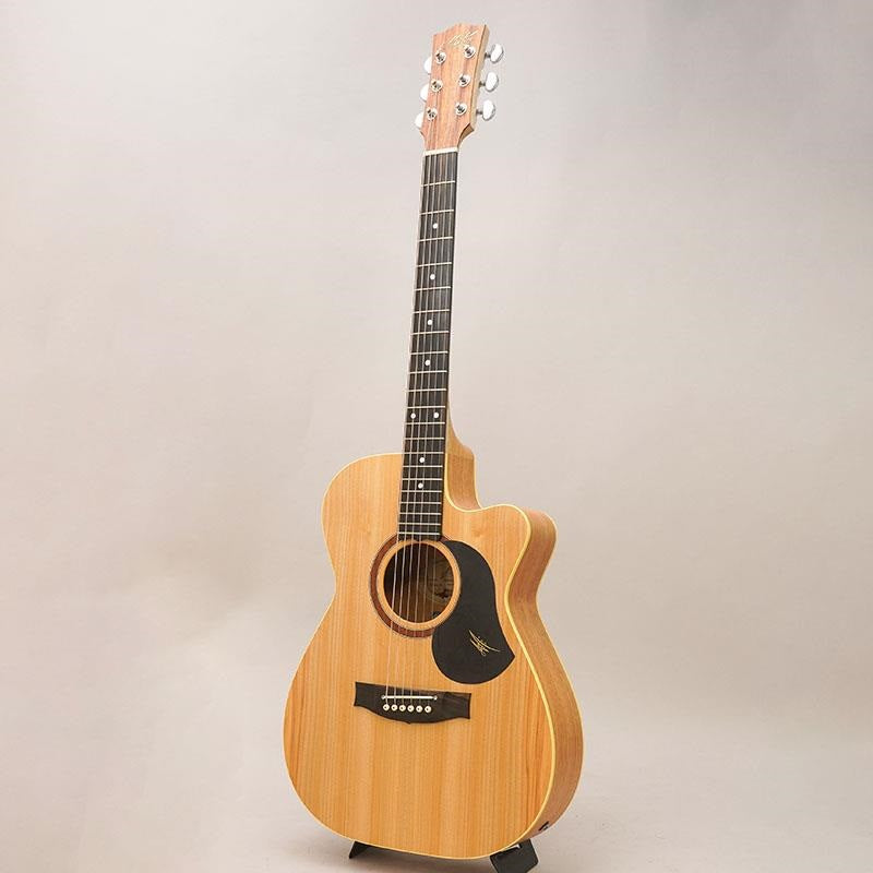 USED_Maton_Performer_03