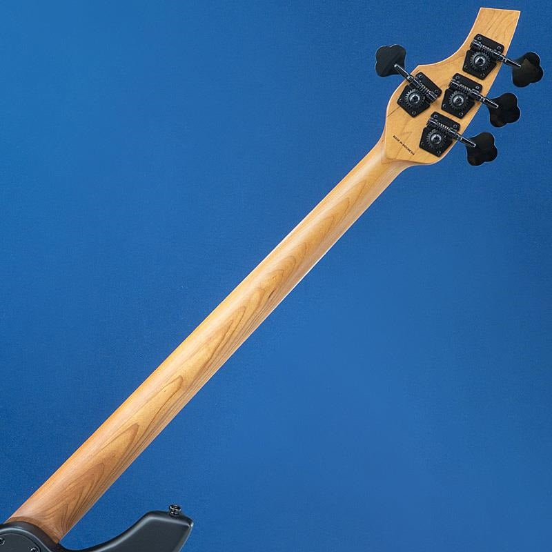 USED_Bongo_(Stealth_Black)_06