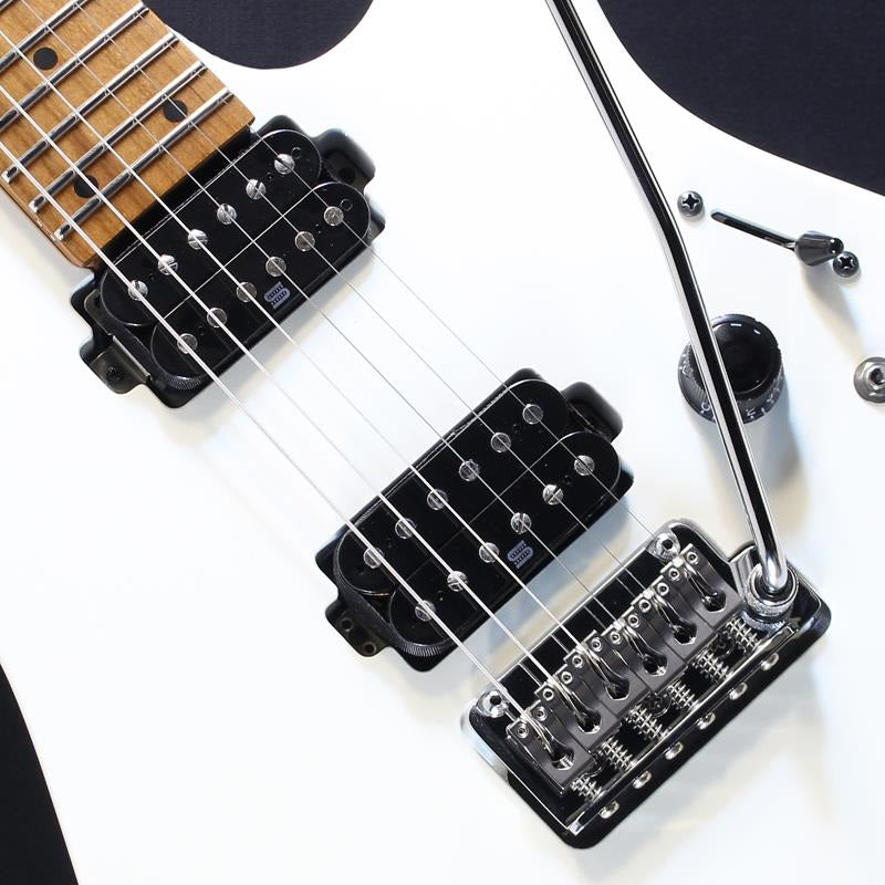 USED_AZ2402_(Pearl_White_Flat)_04