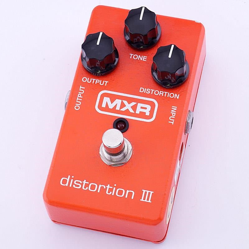 USED_M-115_Distortion_III_01
