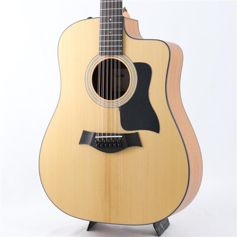 Taylor_150ce_(12-string)_01
