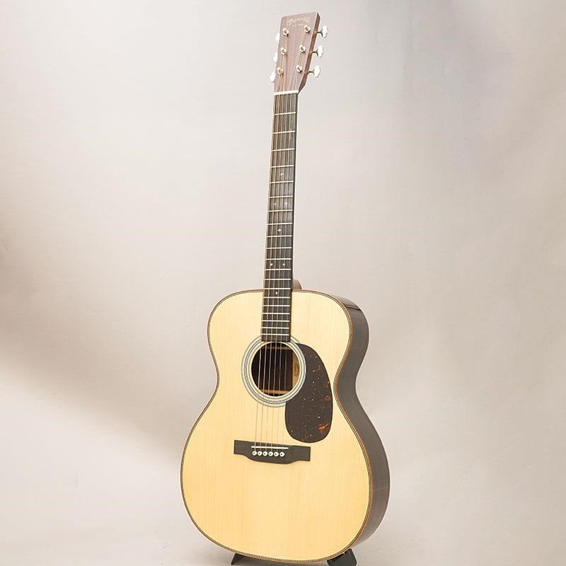 USED_CTM_000-28_Adironduck_Spruce_Martin_03