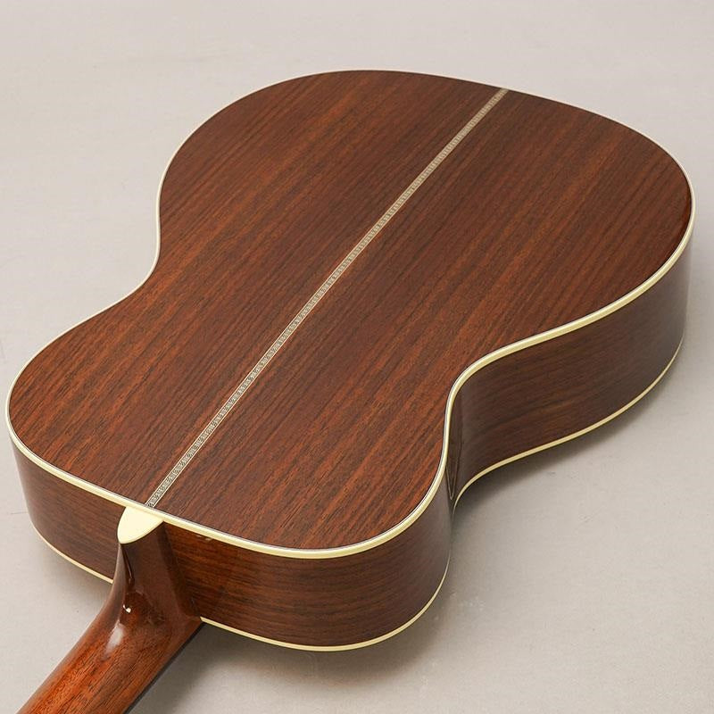 USED_000-28_EC_'24_Martin_06