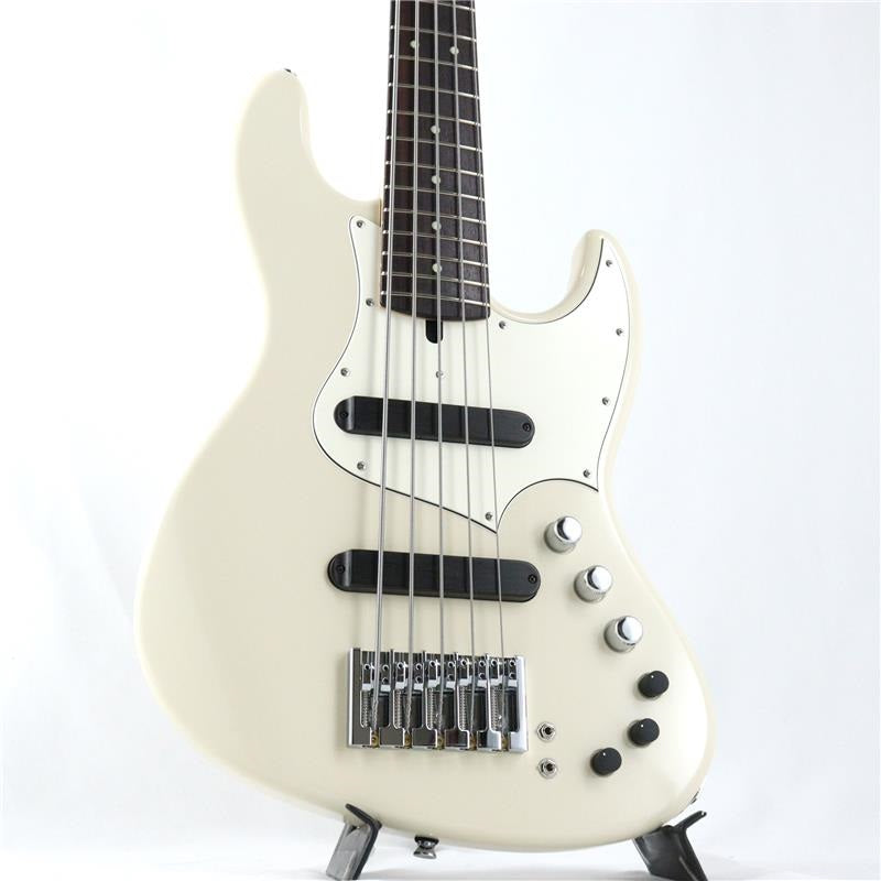 XJ-1T_5st_(Vintage_White_Alder_R)_03