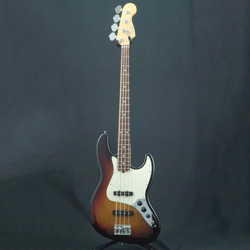 USED_American_Professional_Jazz_Bass_(3-Color_Sunburst_Rosewood)_03