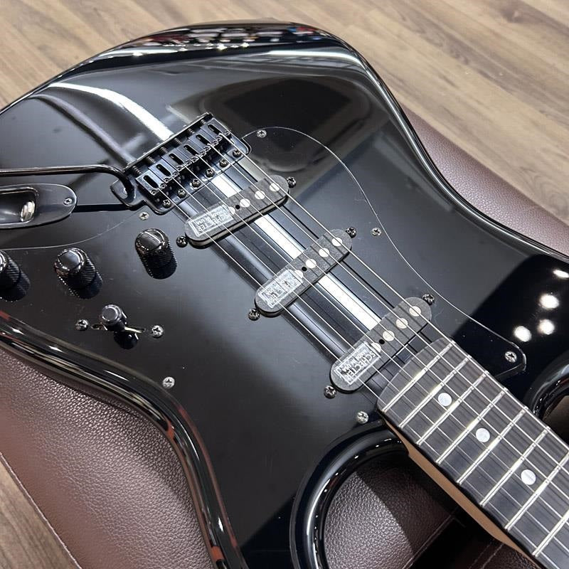 USED_Schecter_TR-ST-LTD_(Black)_09