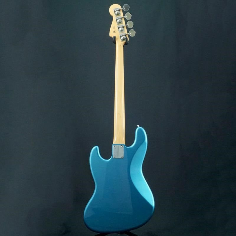 USED_Traditional_60s_Jazz_Bass_(Lake_Placid_Blue)_04
