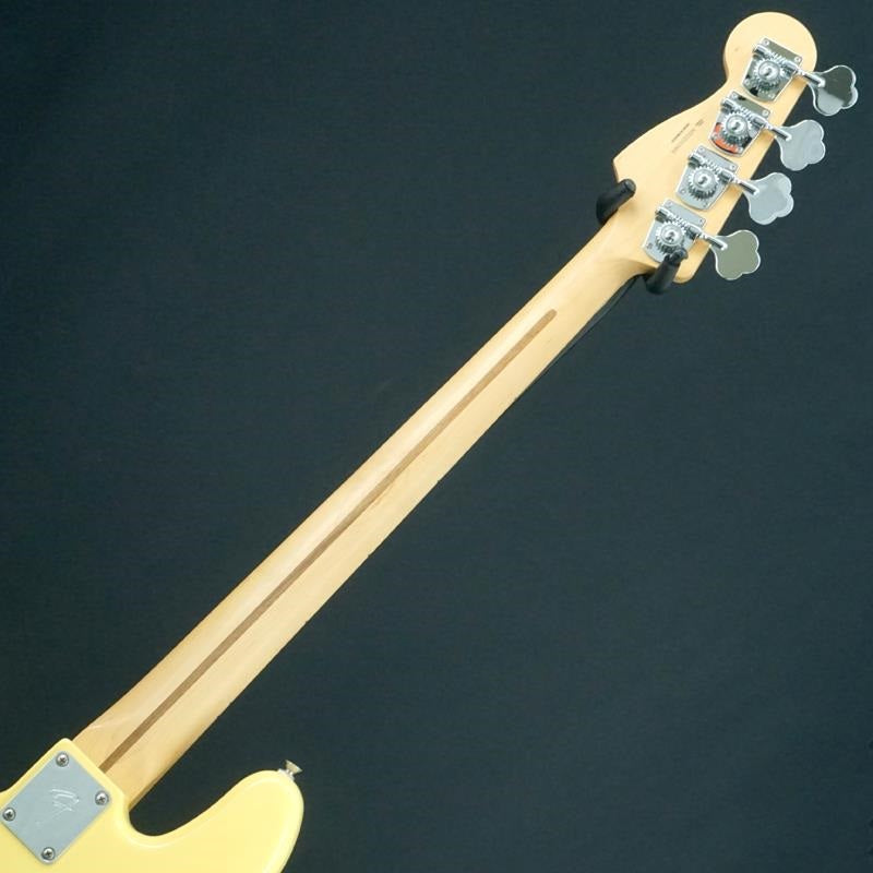 USED_Player_Jazz_Bass_(Buttercream_Maple)_06