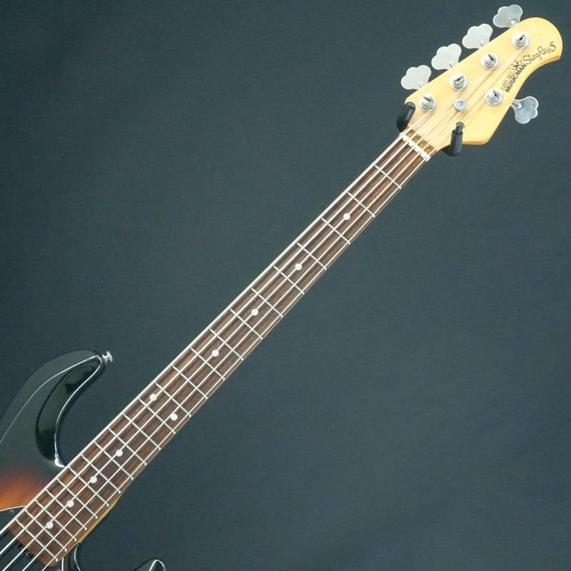 USED_Stingray5_(BLK_R)_04