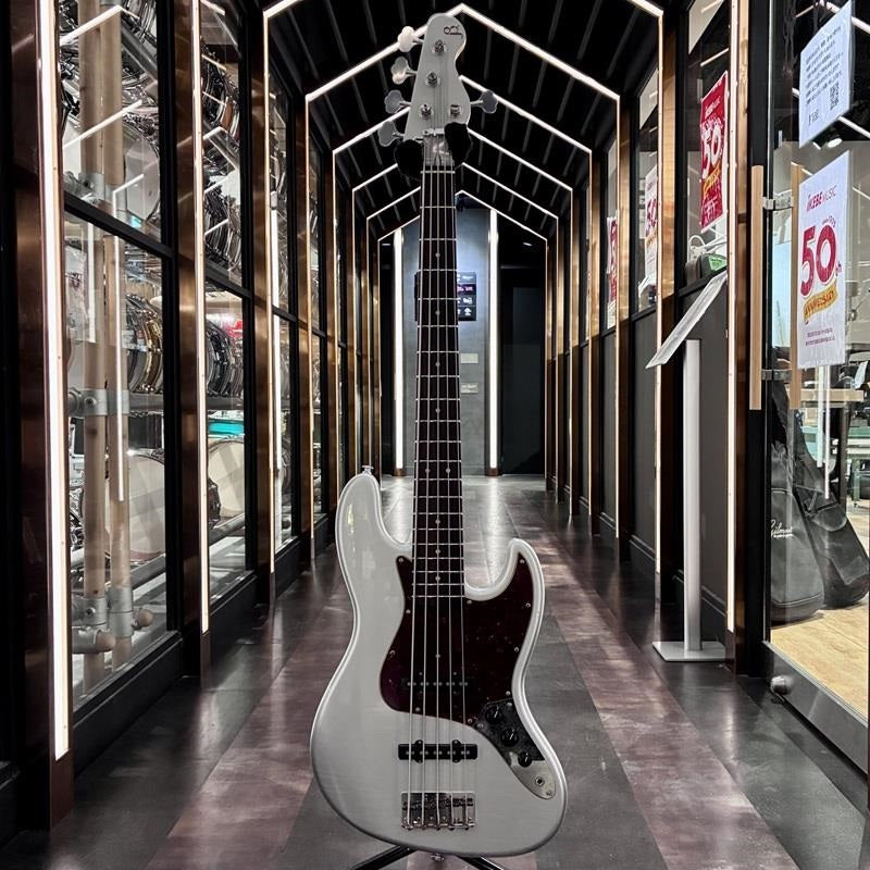 Trad_Master_Series_Beta_J5_(Inca_Silver_Light_Aged)_02