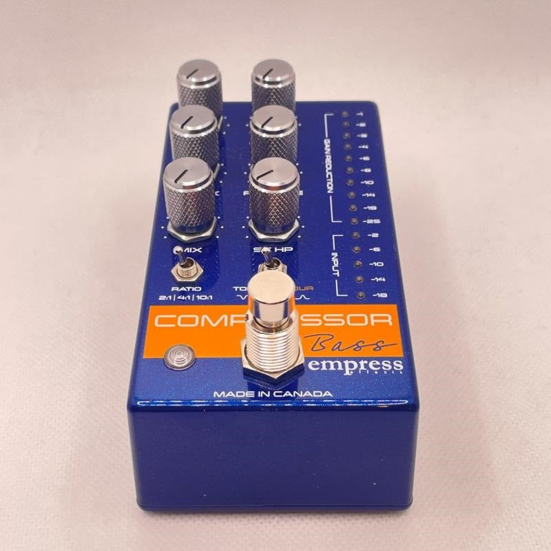 USED_Bass_Compressor_Blue_Sparkle_06
