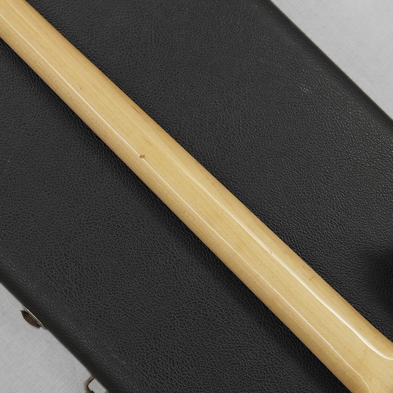 VINTAGE_Precision_Bass_'71_Black_R_08